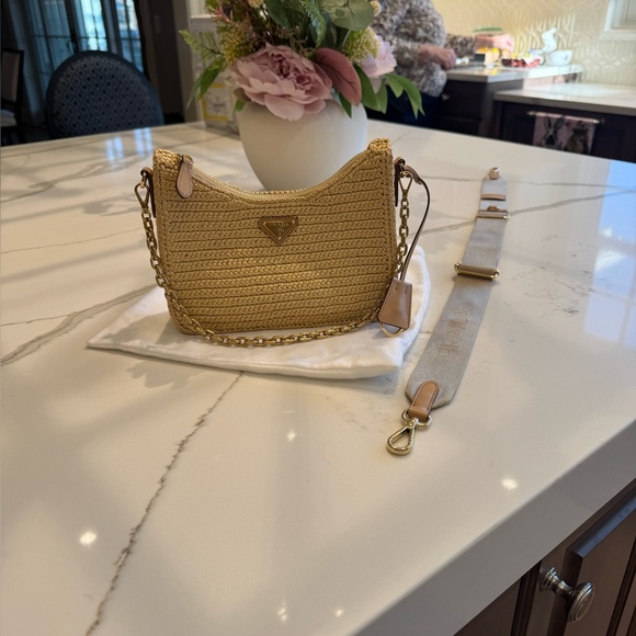 Prada Raffia Re-edition Gold Crossbody Bag - Picture 12 of 16